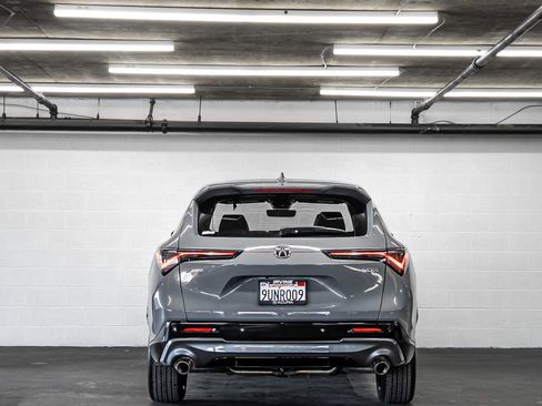 Used 2025 Acura ADX A-Spec image 4