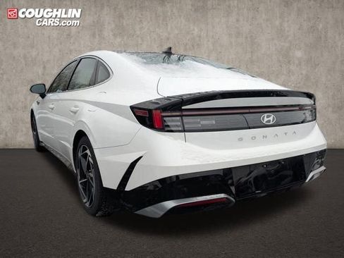 Certified 2024 Hyundai Sonata SEL w/ Convenience Package image 5