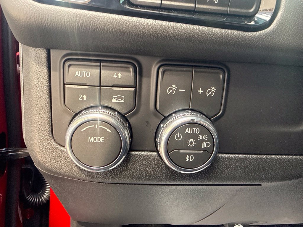 Used 2026 GMC Yukon Elevation AWD/4WD image 31