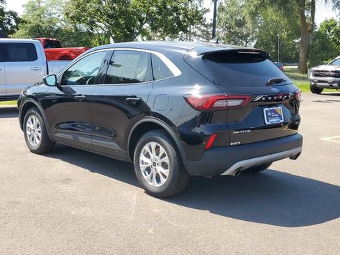 Certified 2023 Ford Escape Active AWD/4WD image 3