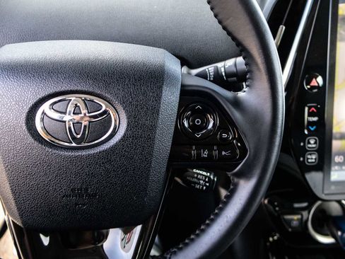 Certified 2020 Toyota Prius Prime XLE w/ Carpet Mat Package FWD image 40