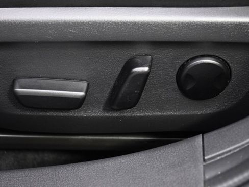 Used 2023 MAZDA MAZDA3 s image 14