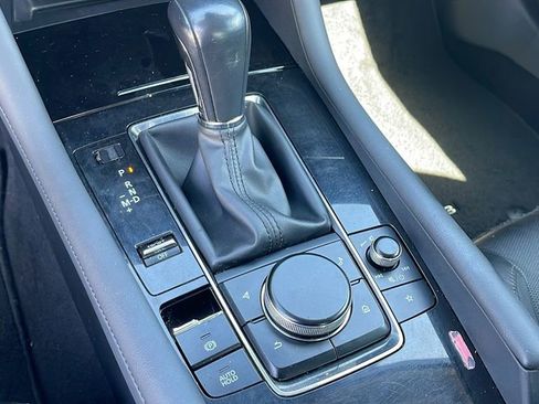 Used 2019 MAZDA MAZDA3 Sedan w/ Premium Package image 21