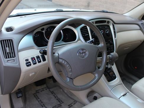 Used 2007 Toyota Highlander 2WD V6 image 9