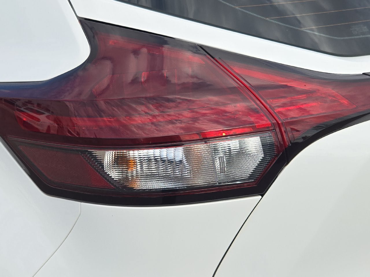Certified 2024 Nissan Kicks SV FWD image 32