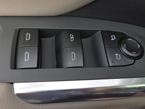 New 2026 Chevrolet Traverse LT w/ Driver Confidence Package FWD image 13