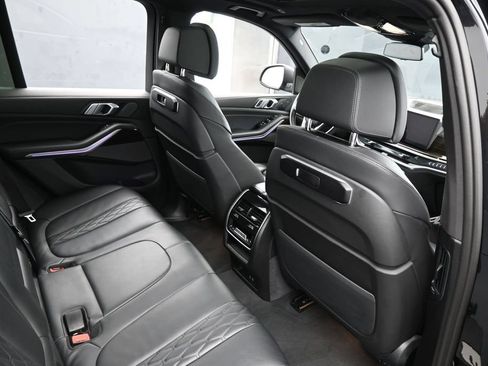 Used 2025 BMW X5 xDrive50e AWD/4WD image 48