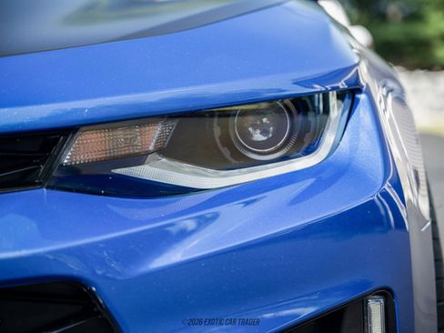Used 2021 Chevrolet Camaro ZL1 RWD image 60