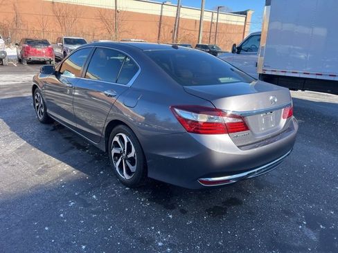 Used 2016 Honda Accord EX-L image 7
