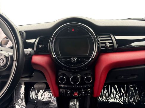 Used 2018 MINI Cooper Convertible FWD image 16