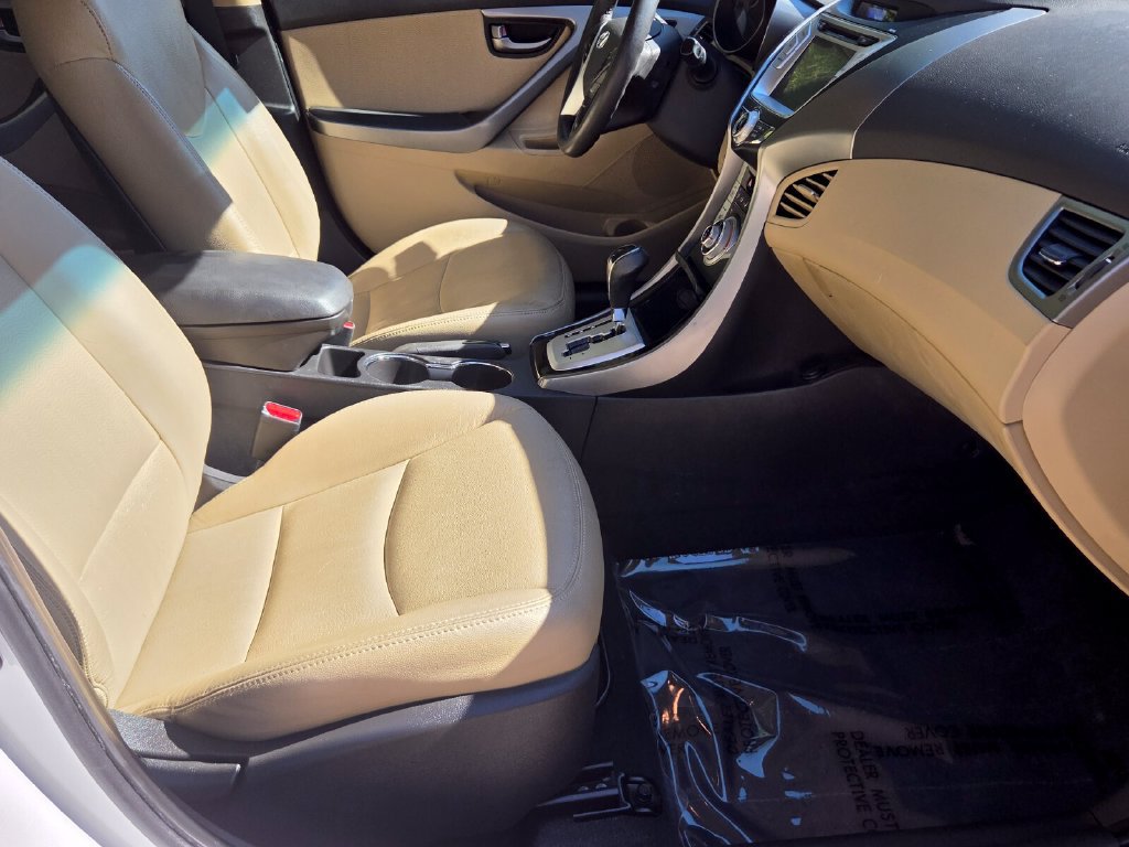 Used 2012 Hyundai Elantra Limited w/ Technology Pkg 5 FWD image 16