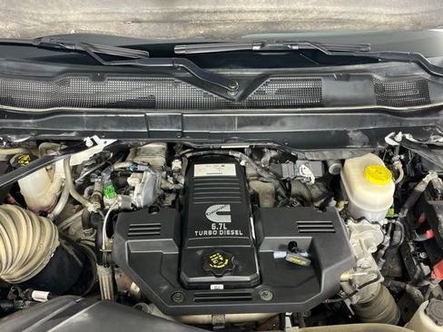 Used 2024 RAM 2500 Laramie w/ Safety Group image 9