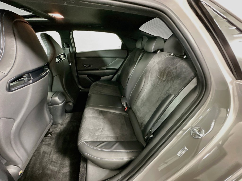 Certified 2023 Hyundai Elantra N FWD image 25