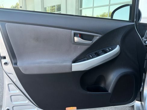 Used 2013 Toyota Prius Three w/ Protection Pkg FWD image 12