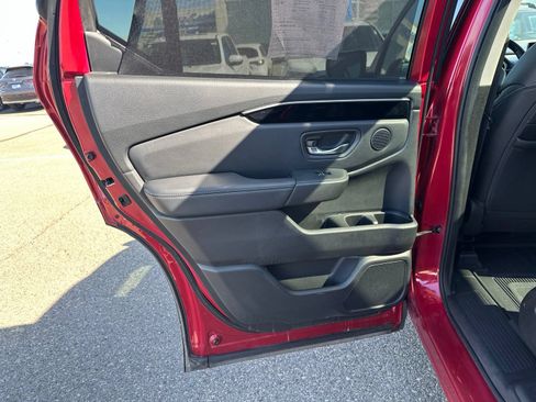 Used 2023 Honda Pilot Touring image 22