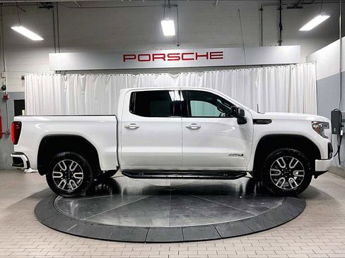 Used 2019 GMC Sierra 1500 AT4 w/ AT4 Premium Package image 9