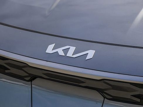 New 2026 Kia Niro Wind image 14