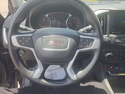 Used 2020 GMC Terrain SLE w/ Driver Convenience Package FWD image 13
