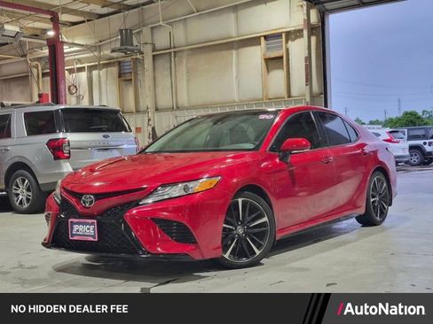 Used 2020 Toyota Camry XSE FWD image 1