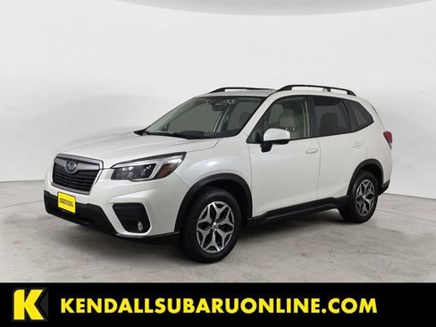 Used 2021 Subaru Forester Premium image 1