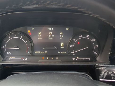 Used 2022 Lincoln Corsair AWD w/ Premium Package image 15