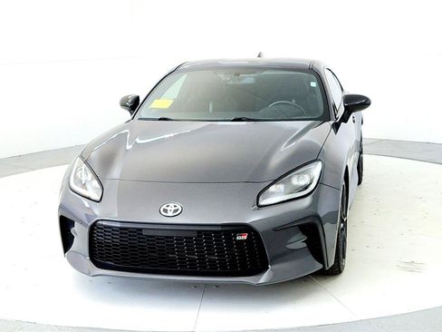 Used 2023 Toyota GR86 Premium w/ ALL Weather Mat Package (TMS) RWD image 2