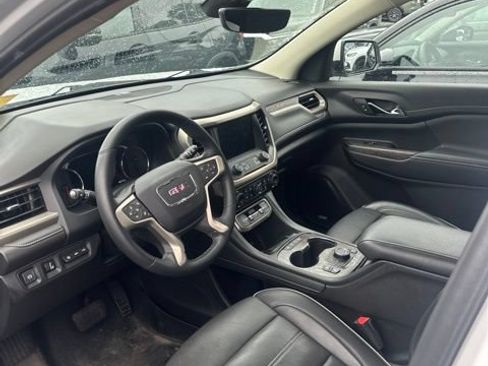 Used 2023 GMC Acadia Denali w/ Denali Technology Package AWD/4WD image 5