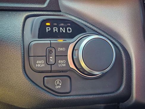 New 2026 RAM 1500 Express AWD/4WD image 20