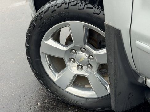 Used 2018 Chevrolet Silverado 1500 LT w/ All Star Edition image 26