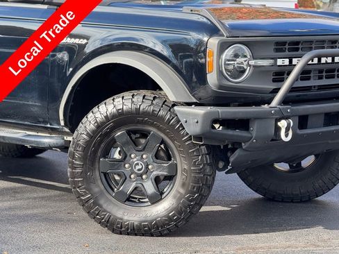 Used 2022 Ford Bronco Black Diamond image 5