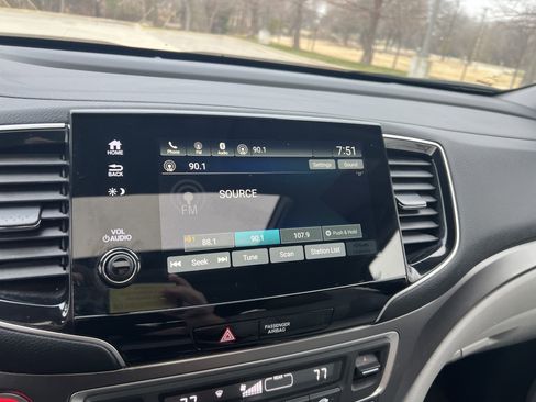 Used 2019 Honda Pilot EX-L image 15