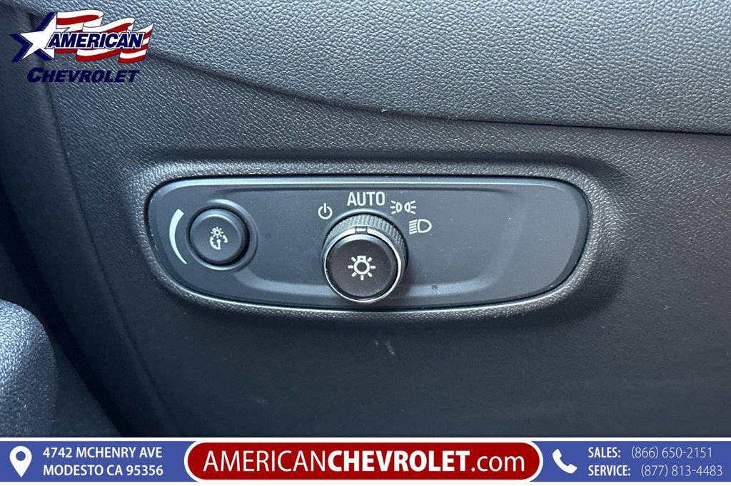 Used 2024 Chevrolet Equinox LT FWD image 36