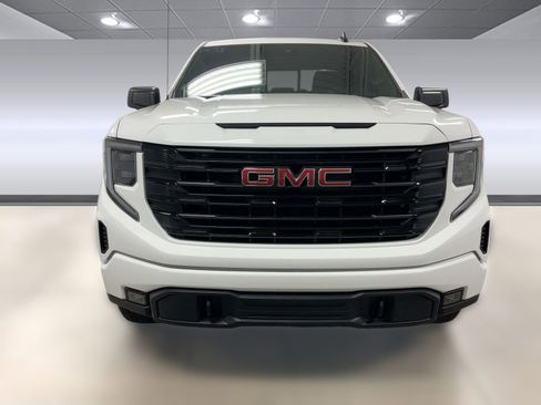 Certified 2025 GMC Sierra 1500 Elevation w/ Preferred Package image 4