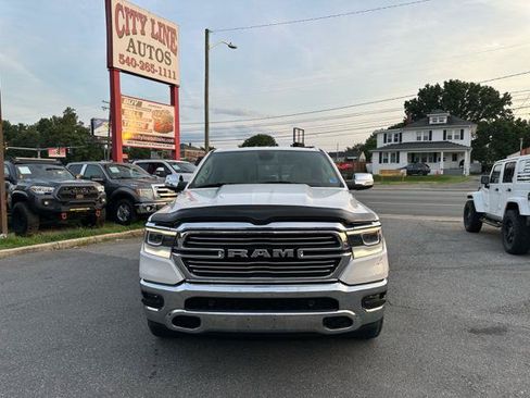 Used 2019 RAM 1500 Laramie AWD/4WD image 3