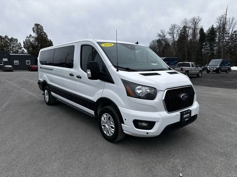 Used 2024 Ford Transit 350 XLT RWD image 7