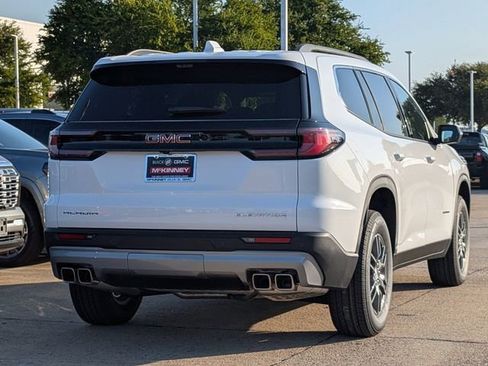 New 2026 GMC Acadia Elevation image 4