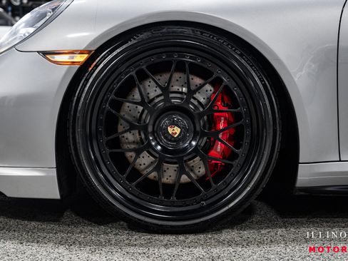 Used 2014 Porsche 911 Turbo image 12