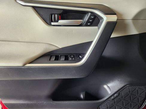 Used 2023 Toyota RAV4 XLE Premium FWD image 30