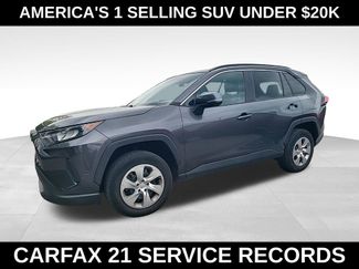 Used 2021 Toyota RAV4 LE FWD video 2