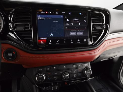 Used 2021 Dodge Durango R/T w/ Blacktop Package image 19