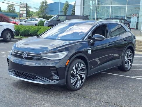 New 2025 Volkswagen ID.4 Pro S Plus AWD/4WD image 2