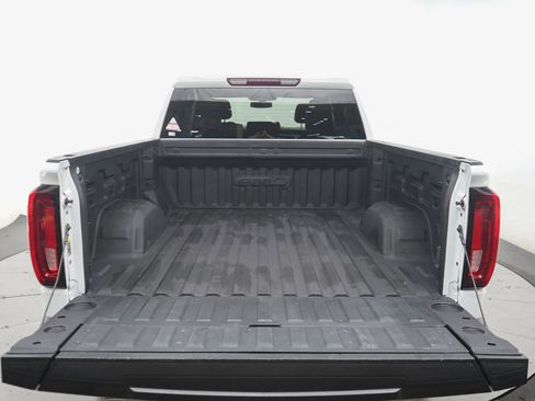 Used 2021 GMC Sierra 1500 AT4 AWD/4WD image 16