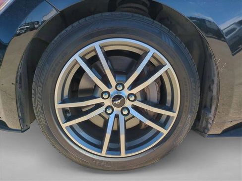 Used 2015 Ford Mustang GT Premium w/ Equipment Group 401A image 19