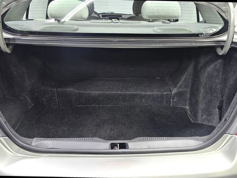 Used 2002 Toyota Prius FWD image 35