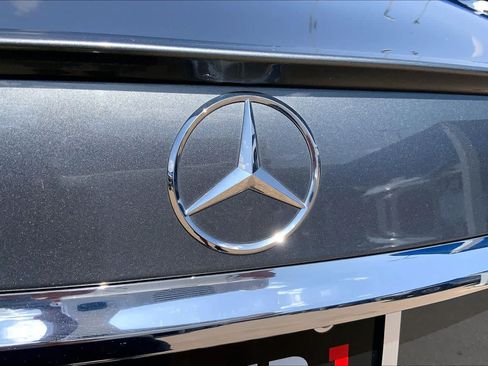 Used 2017 Mercedes-Benz E 300 image 10