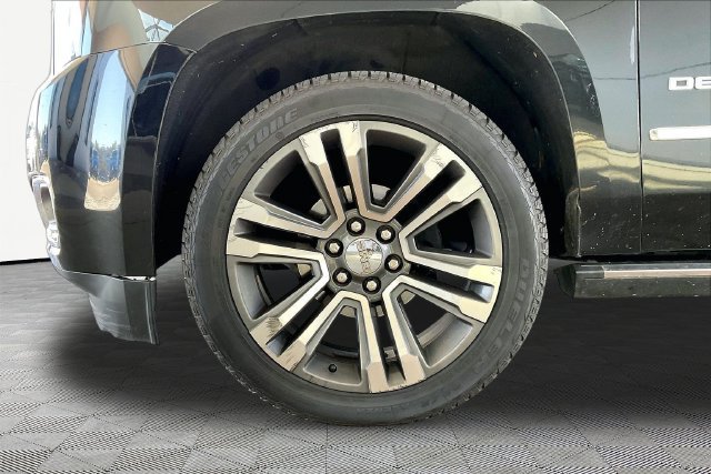 Used 2019 GMC Yukon XL Denali w/ Denali Ultimate Package AWD/4WD image 23