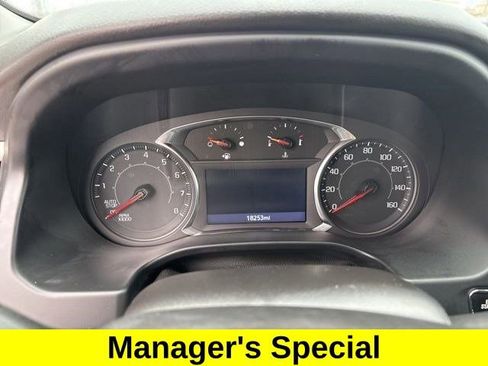 Used 2023 GMC Acadia SLE w/ Infotainment Package AWD/4WD image 15