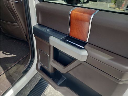 Used 2016 Ford F150 King Ranch w/ Equipment Group 601A Luxury RWD image 22