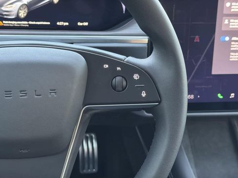 Used 2025 Tesla Model S image 14