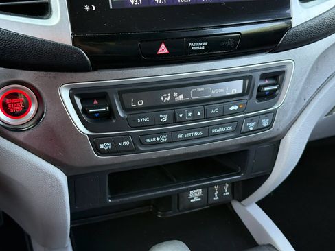 Used 2018 Honda Pilot EX image 23